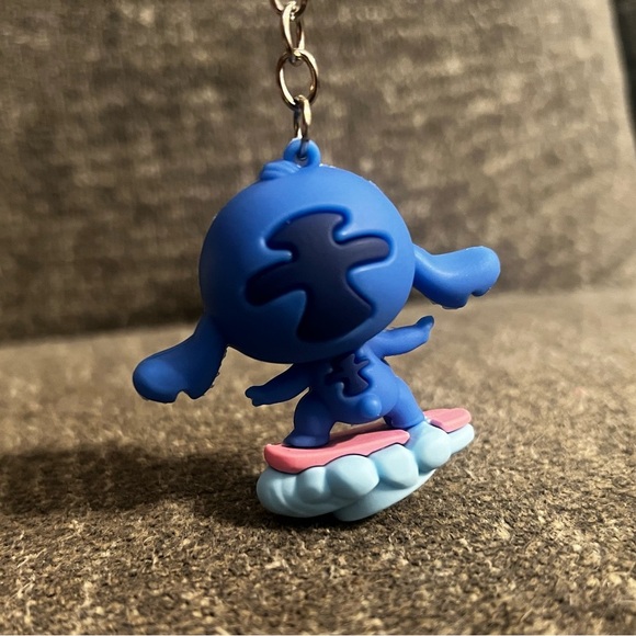 Stitch Surfing 2.5” Keychain - Picture 3 of 5